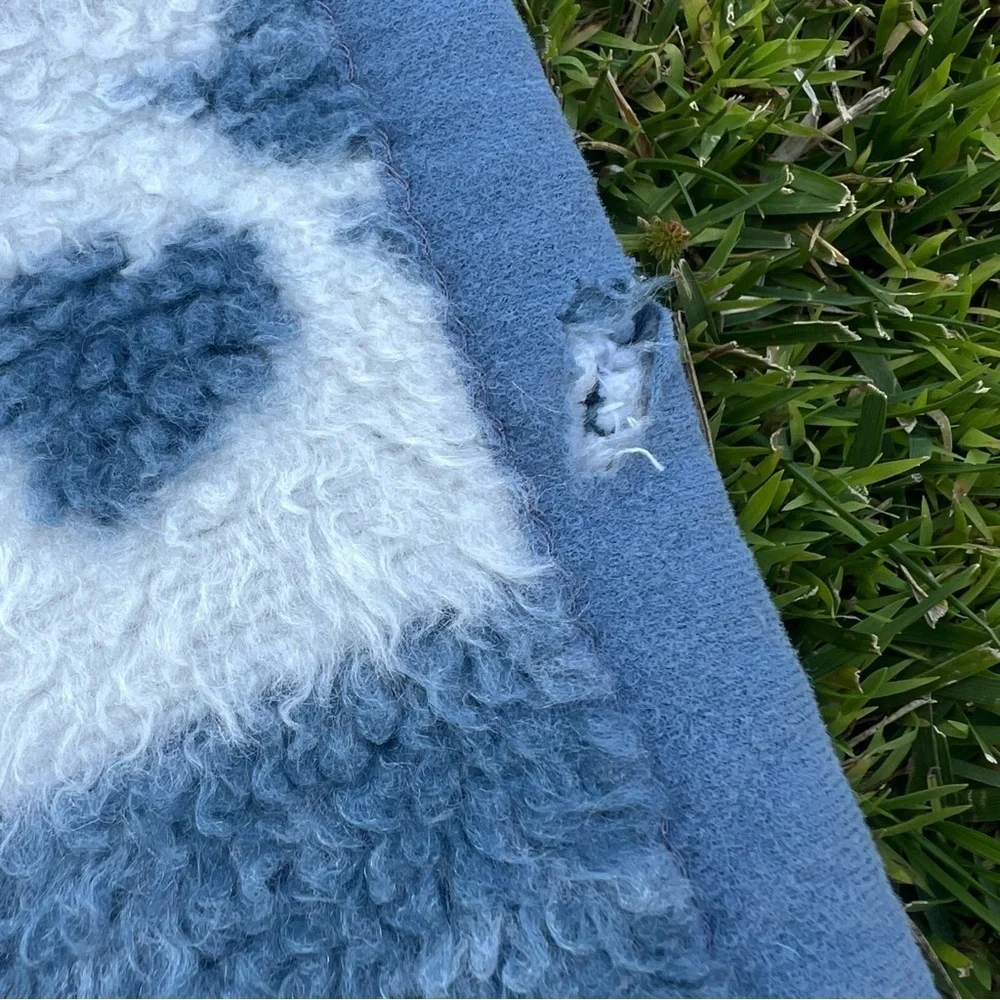 VTG IBENA Blue Country Goose Reversible Throw Blanket Soft Fluffy 54x74 FLAWS